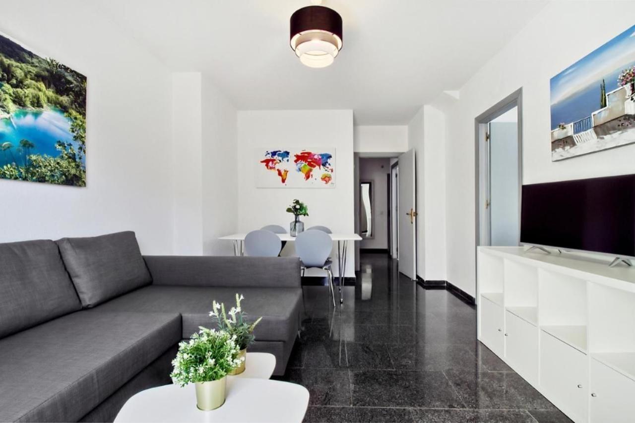 Atico Con Terraza Privada En Malaga Centro Leilighet Eksteriør bilde