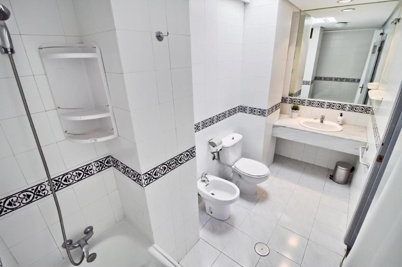 Atico Con Terraza Privada En Malaga Centro Leilighet Eksteriør bilde