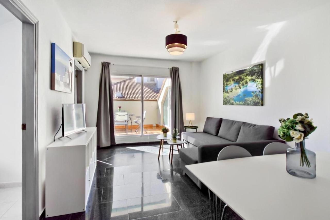 Atico Con Terraza Privada En Malaga Centro Leilighet Eksteriør bilde