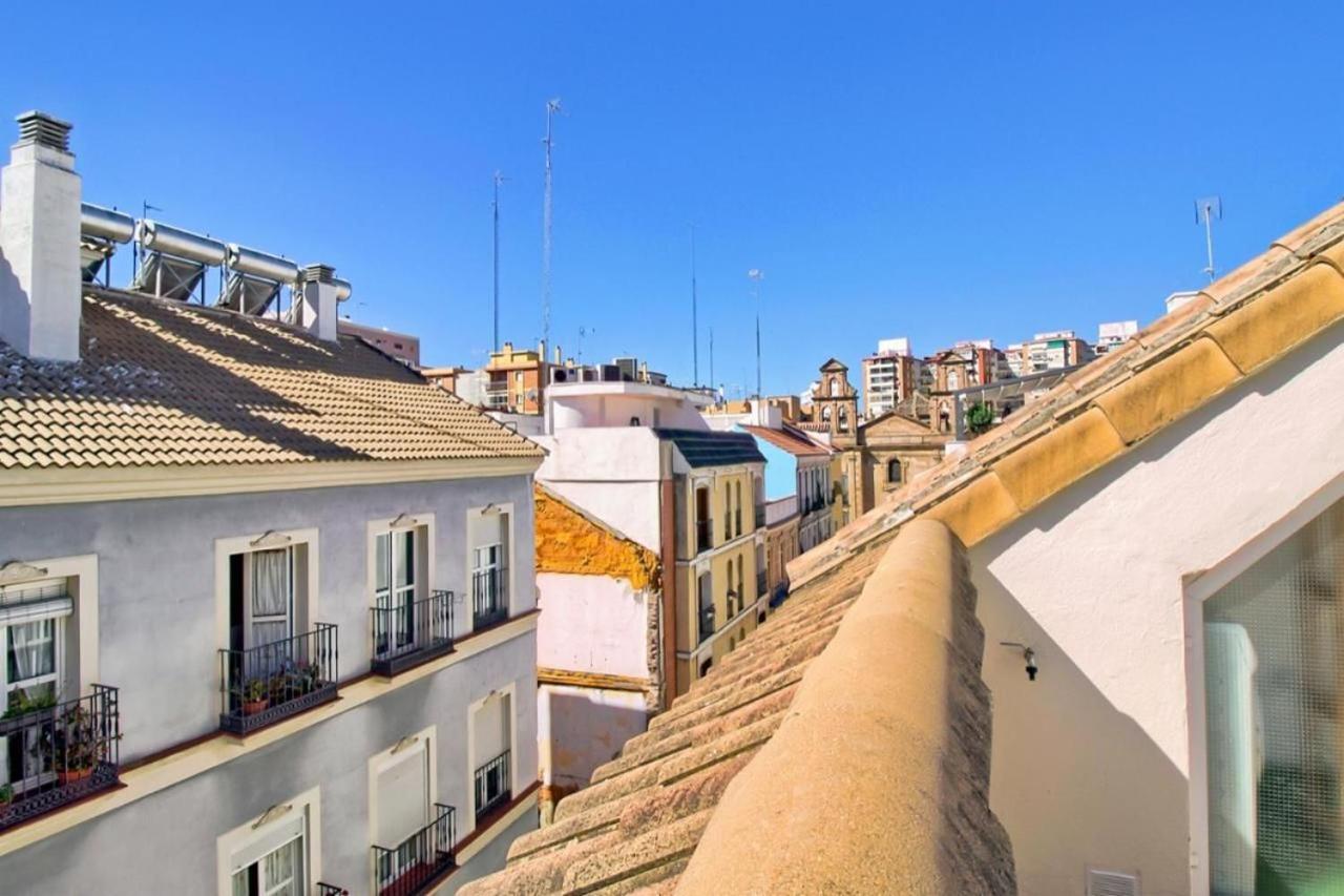 Atico Con Terraza Privada En Malaga Centro Leilighet Eksteriør bilde